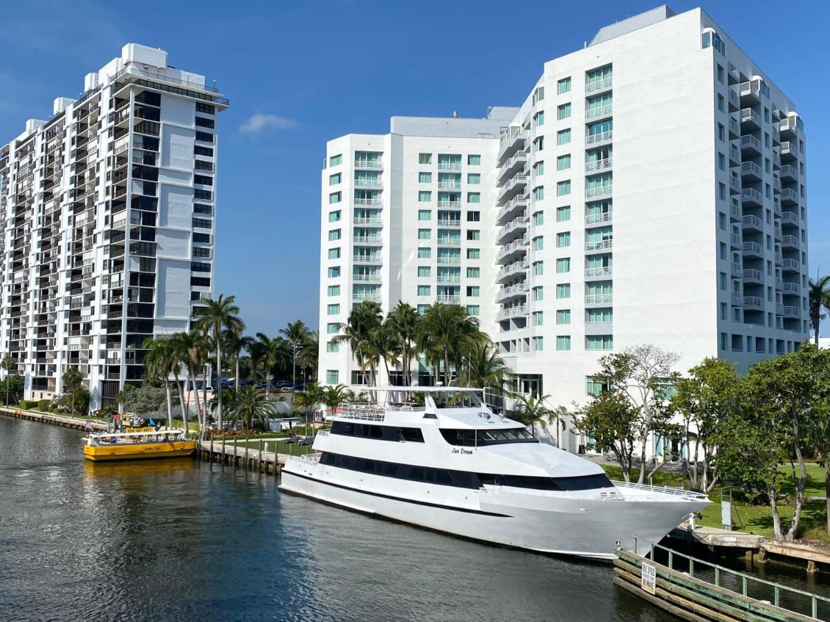 Gallery One - A Doubletree Suites By Hilton Hotel Fort Lauderdale Exteriör bild