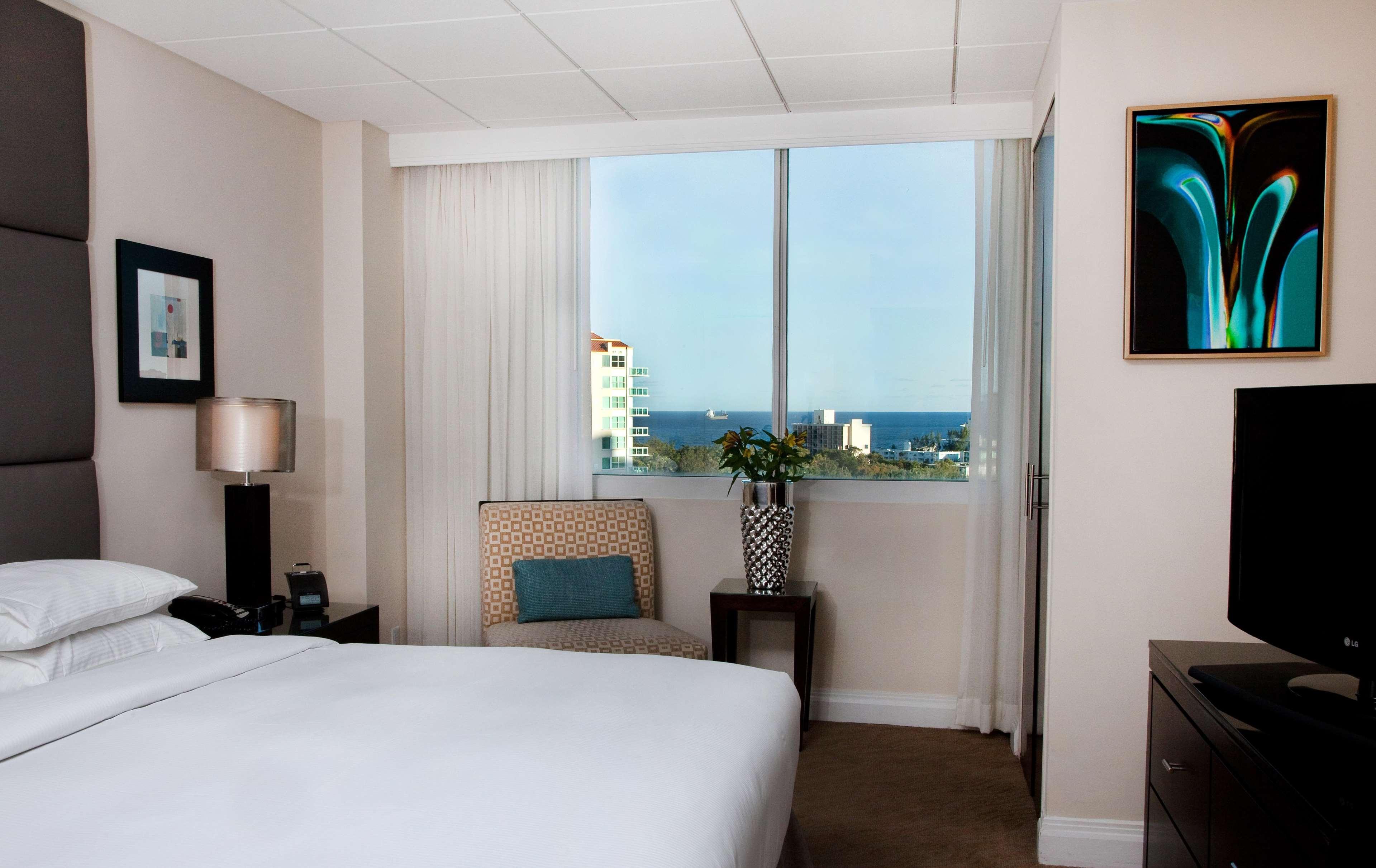 Gallery One - A Doubletree Suites By Hilton Hotel Fort Lauderdale Exteriör bild