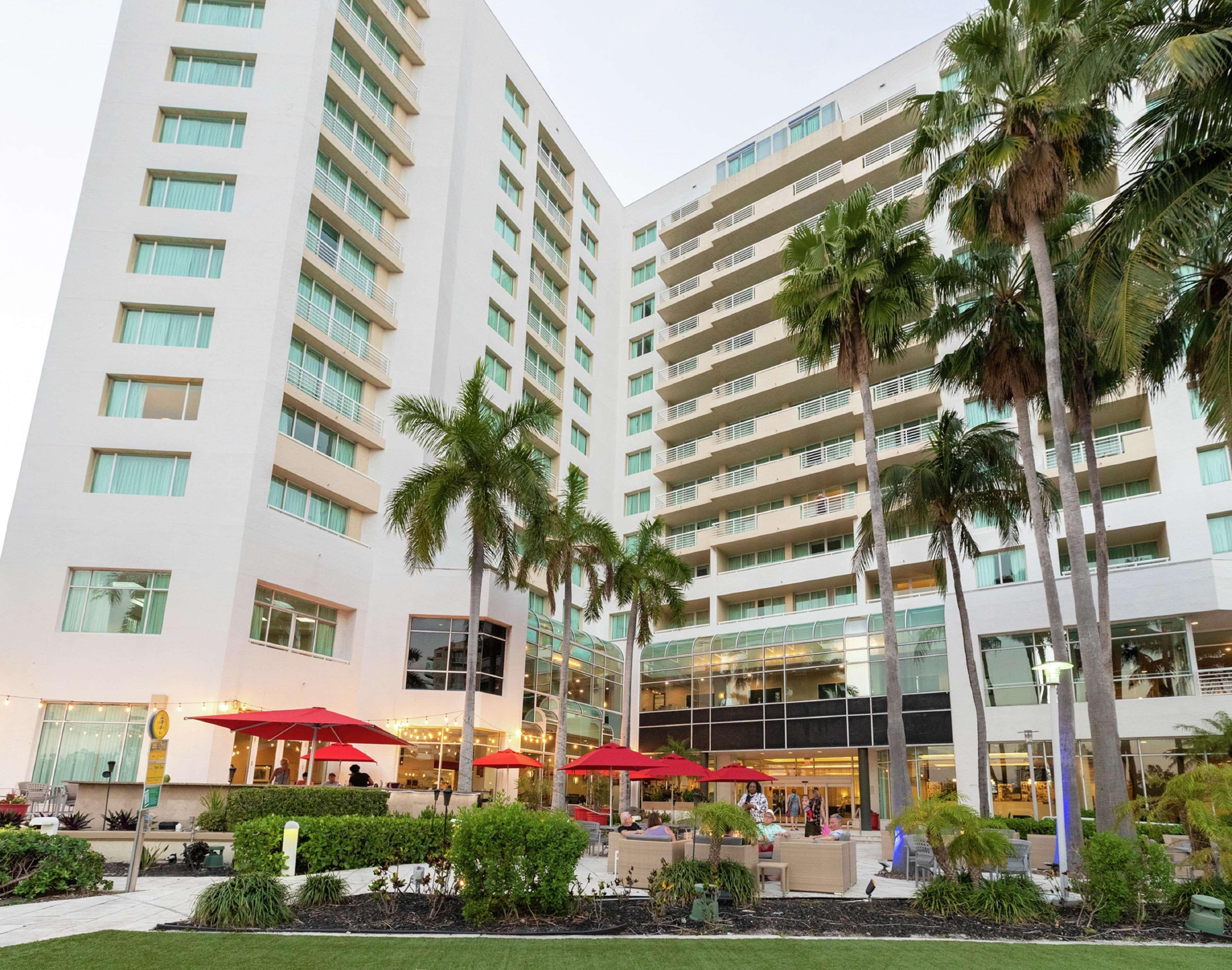 Gallery One - A Doubletree Suites By Hilton Hotel Fort Lauderdale Exteriör bild