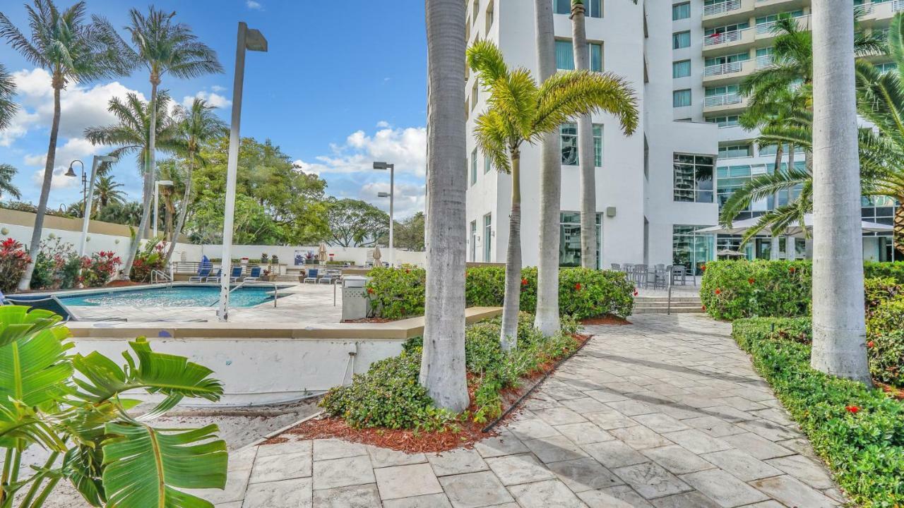 Gallery One - A Doubletree Suites By Hilton Hotel Fort Lauderdale Exteriör bild